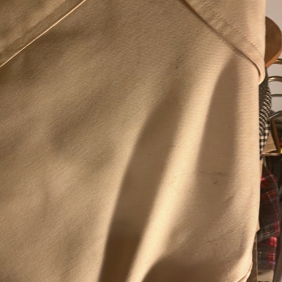 London Fog Raincoat - Picture 8 of 8